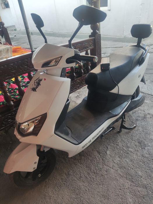 Скутер мотобайк   .