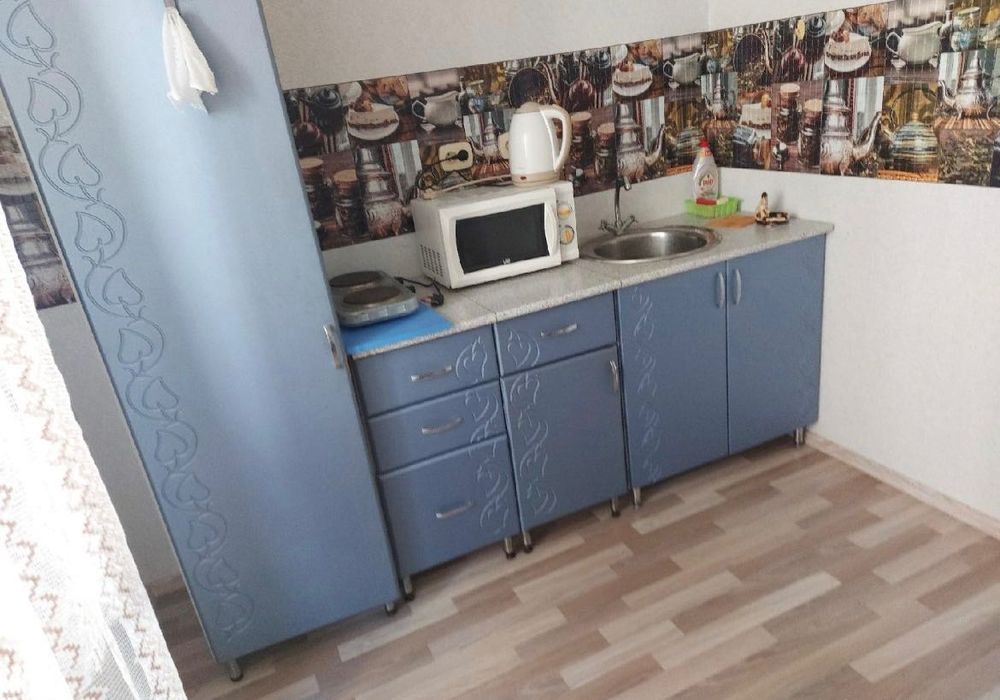 В районе байзакова 1к. КВ