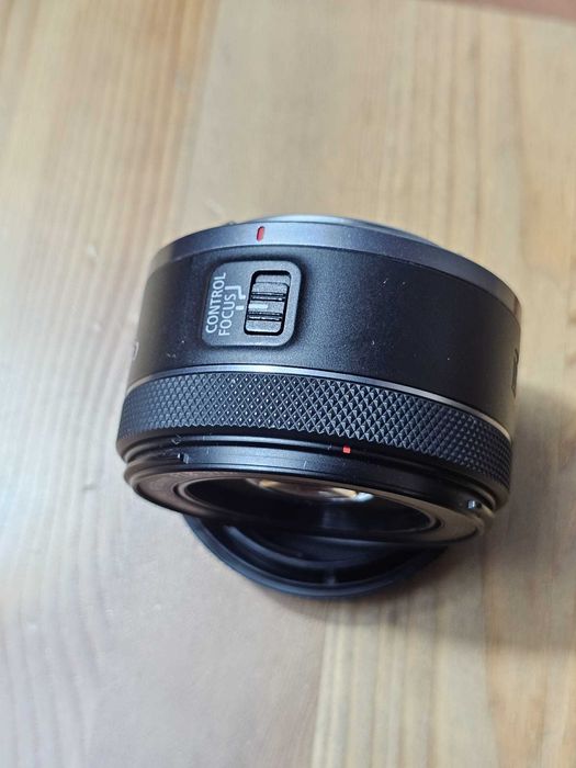 Canon 50mm RF 1.8
