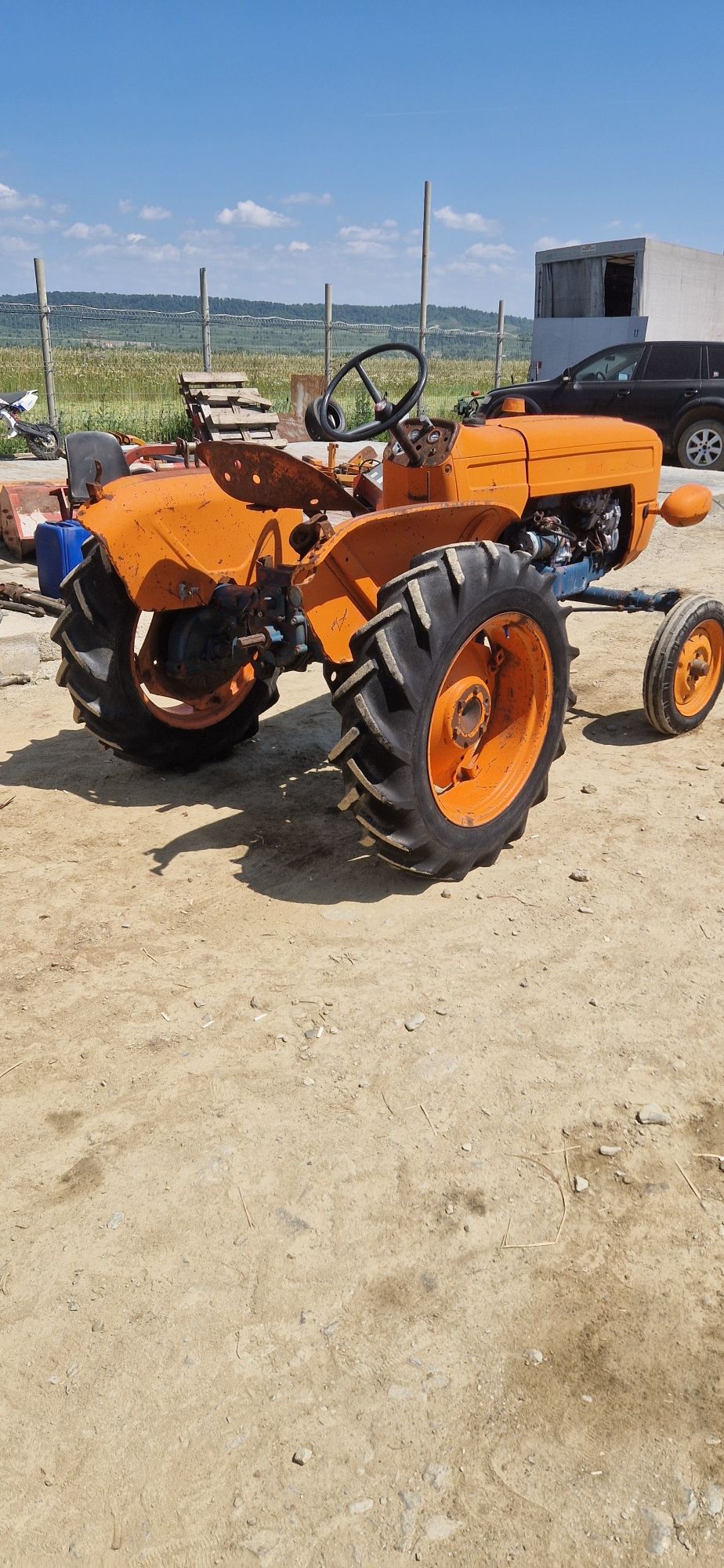 Tractor Fiat 215 N