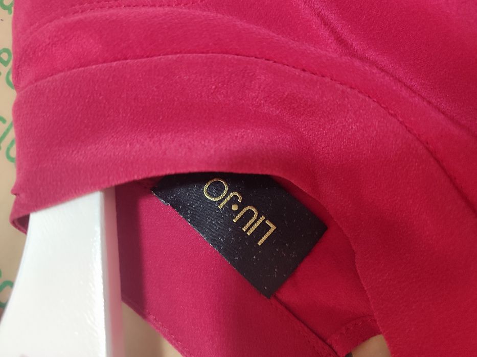 Luxury Liu Jo - Wool-Sillk ,плочка Бранд