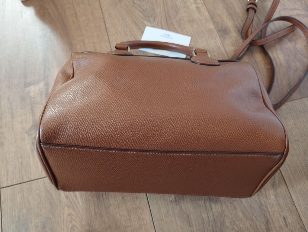 Оригинална дамска чанта Coach