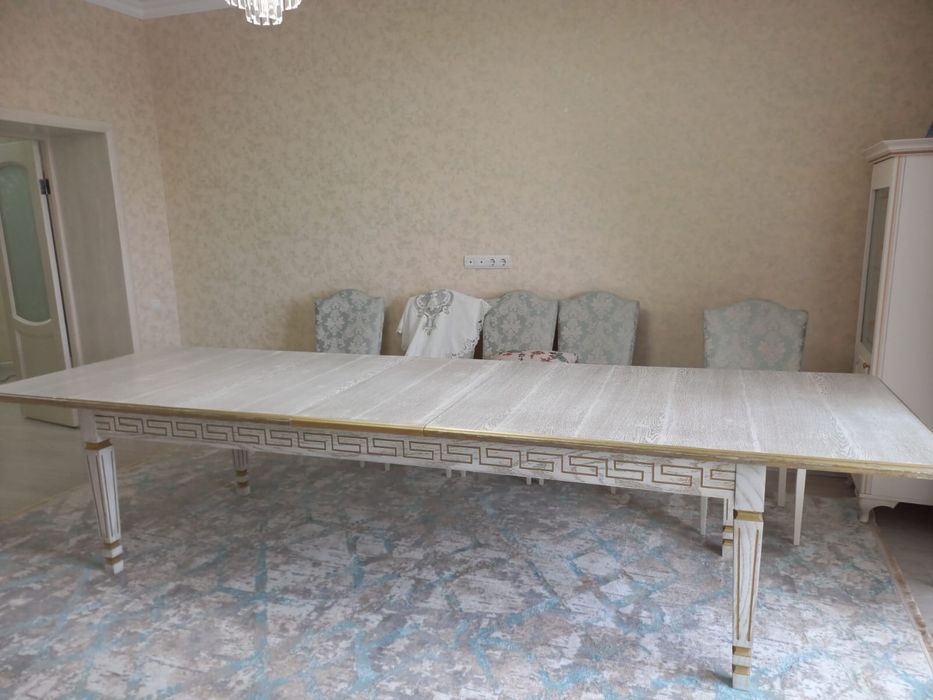 Продам стол