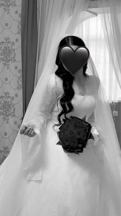 Kelin koʻylak! Rangi oq