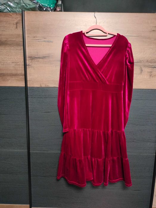 Рокля кадифе Л/ХЛ