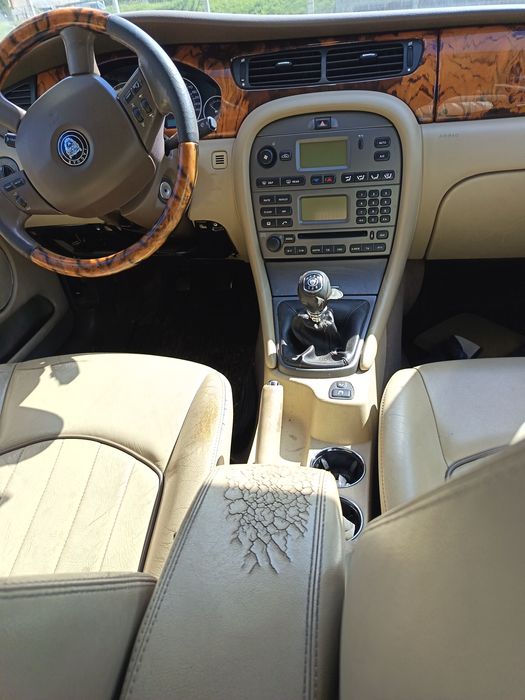 Vând jaguar motor 2.2