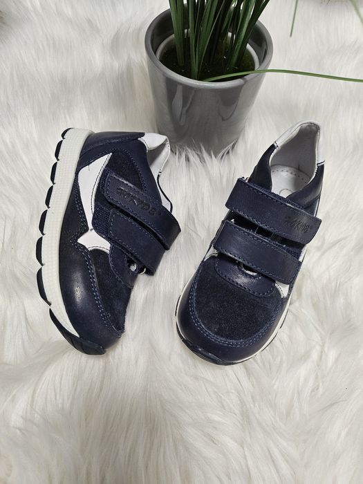 Papucei piele 25 Melania, noi