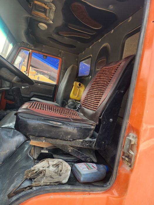 Kamaz samasval sotiladi