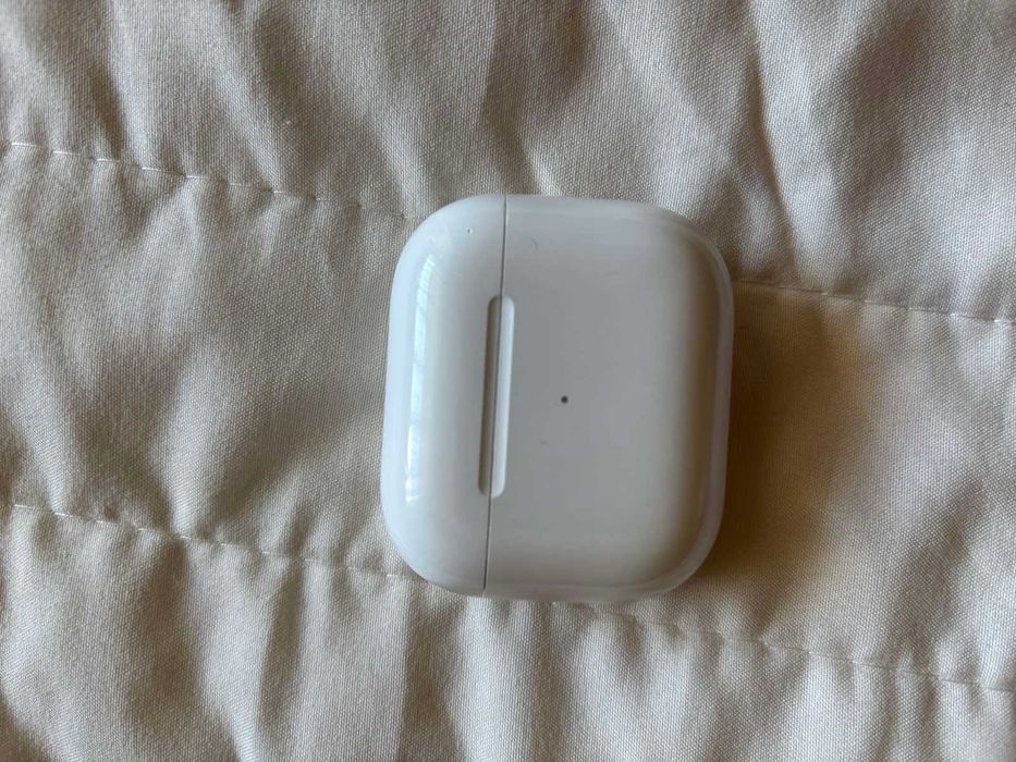Оригинални безжични слушалки Apple Airpods 3 MagSafe