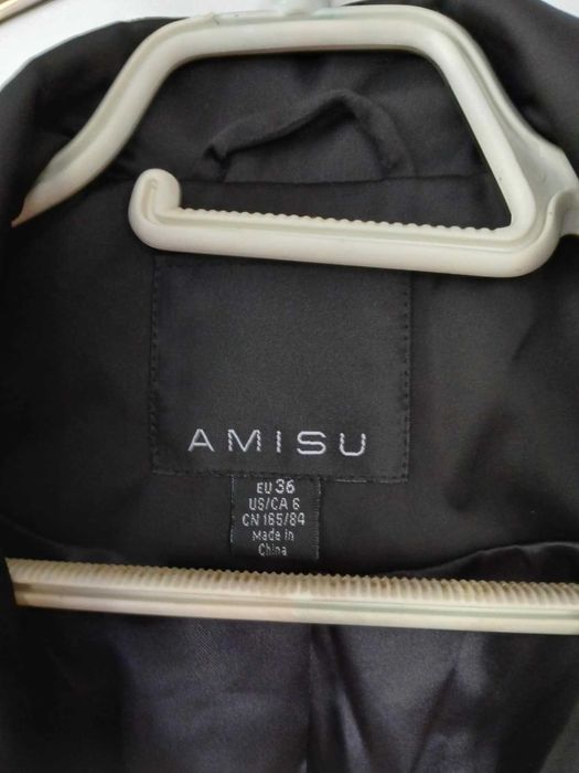 Дамско тънко палто- 10 лв