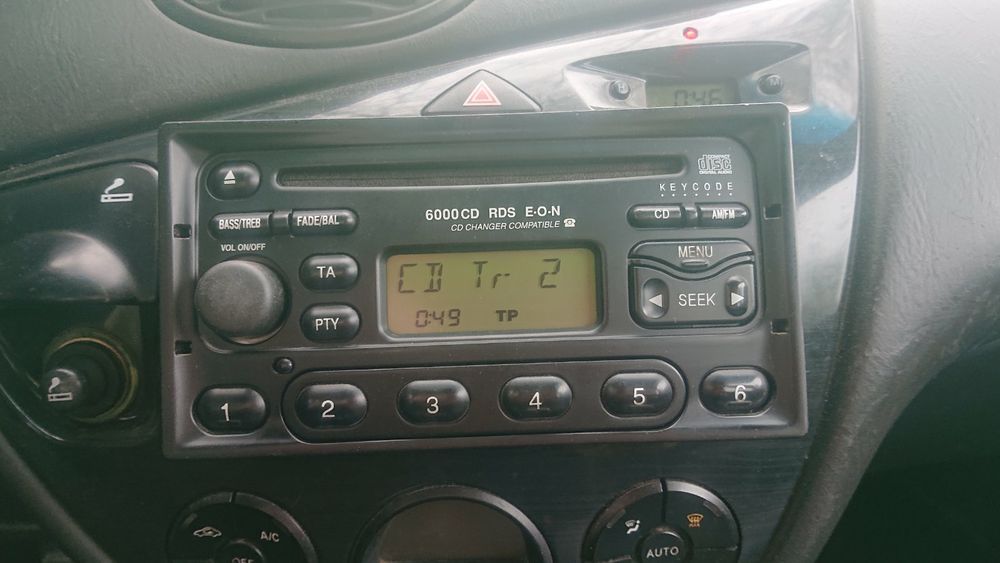 Работещо    CD 6000 RDS E-O-N  за форд,ford  мондео,галакси, транзит.
