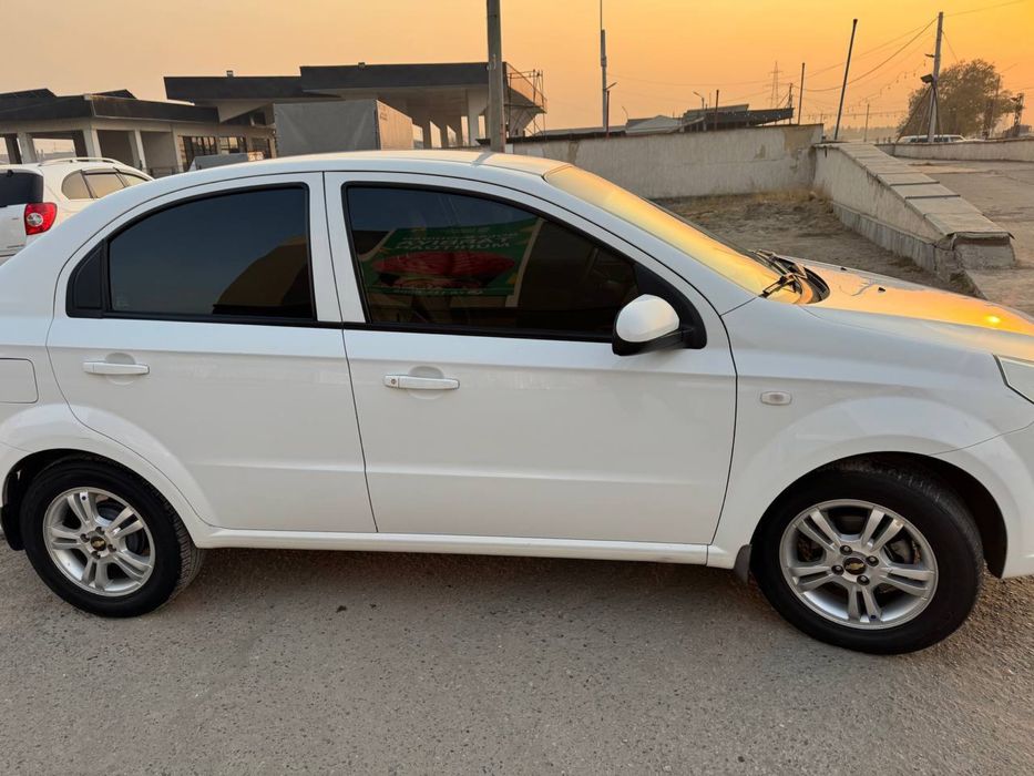 Nexia 3 sotiladi holati ideal