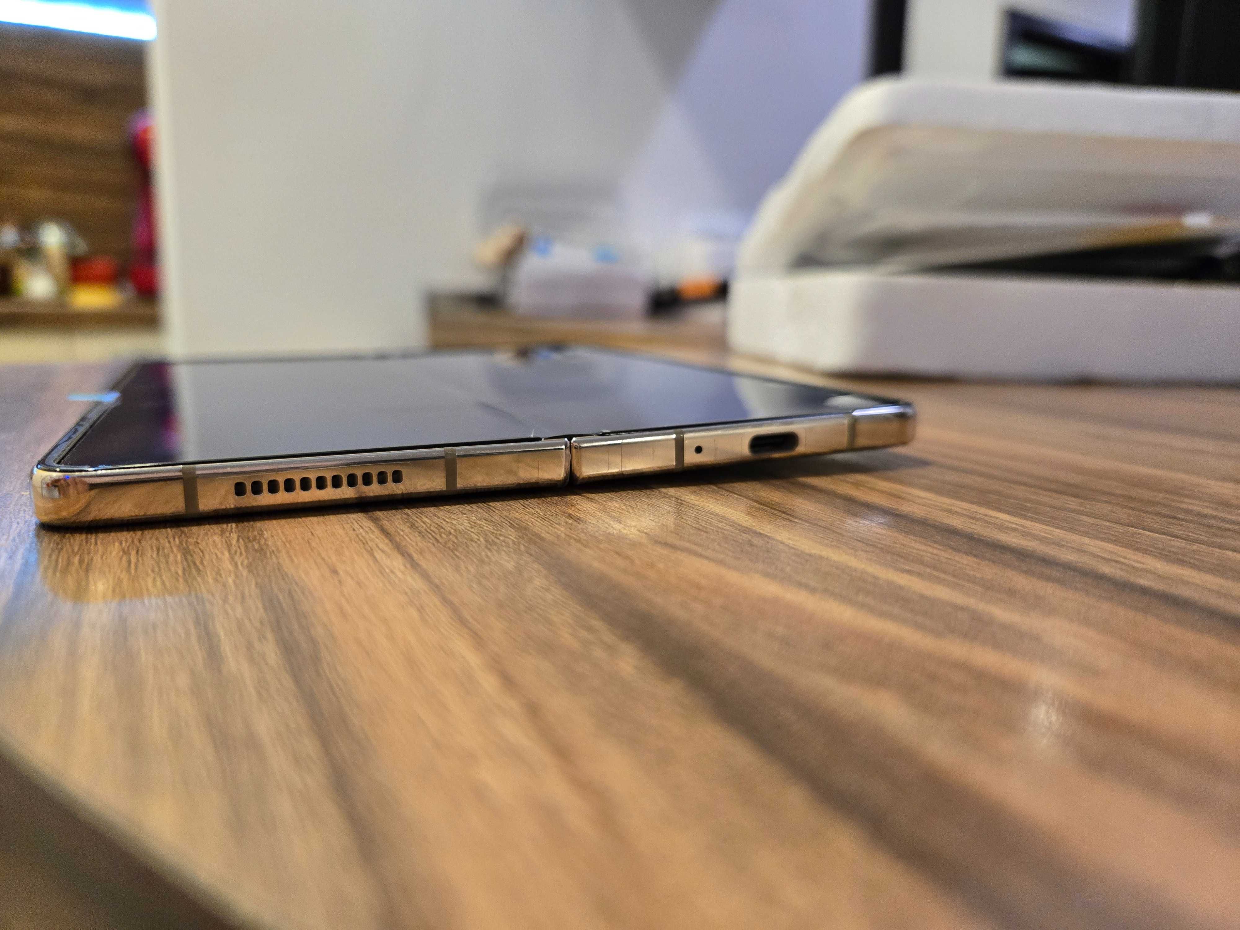 Samsung Z fold 4  256 GB