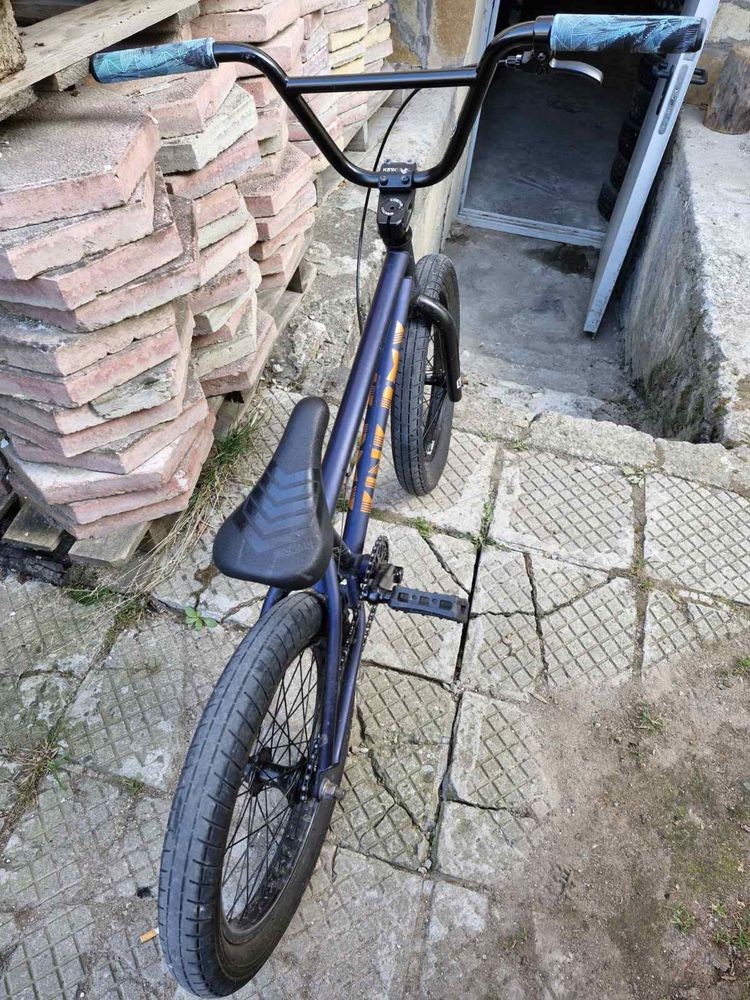 Велосипед    BMX KINK T800