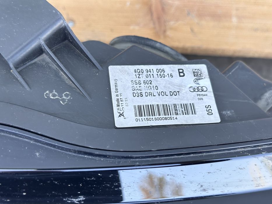 Десен фар AUDI A6 C7 4G 4G0941006B