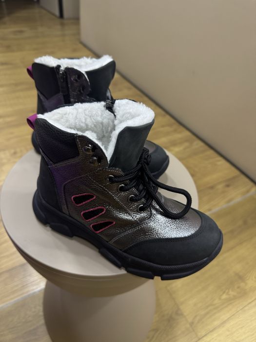 Продаю Сапоги детские зимние