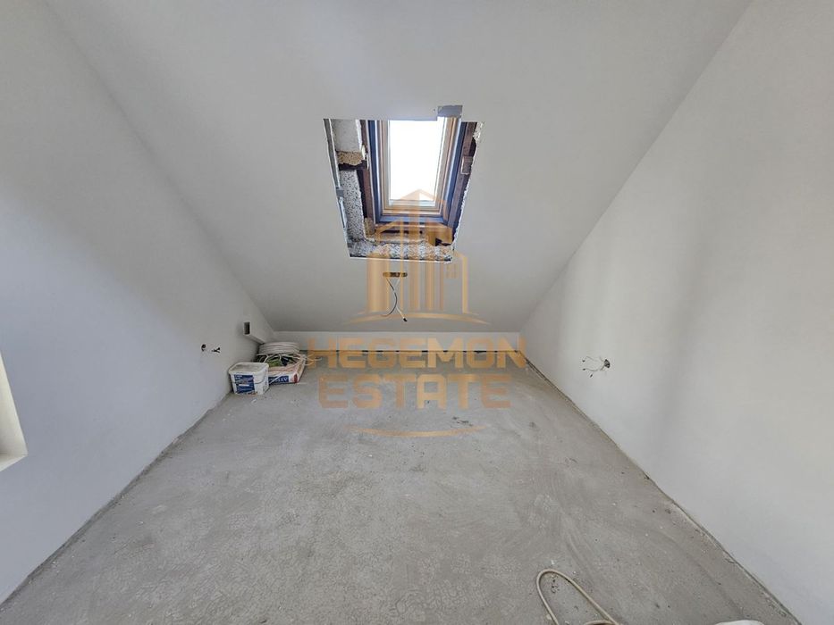 Продава се Тристаен апартамент в Варна, Левски - 101 кв.м за 1981 €/кв.м - Снимка #6