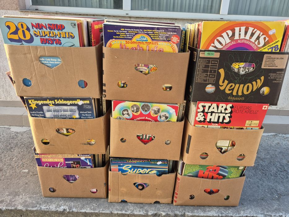 Vând Lot 100lp Discuri Vinil colectie muzica usoara straina mixta