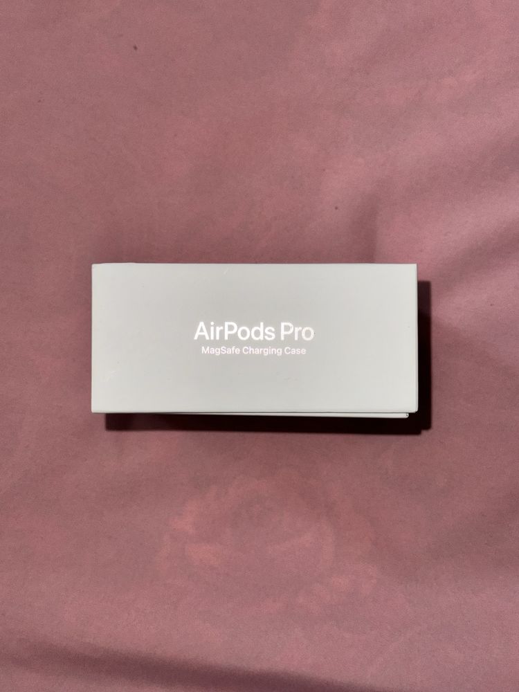 Продам AirPods Pro