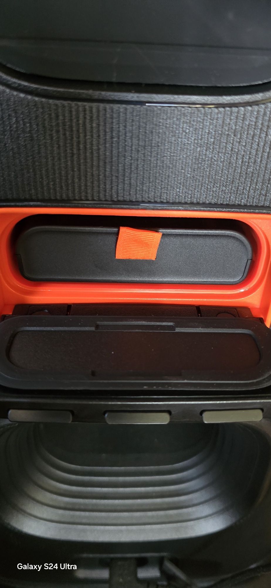 Тонколона JBL 320