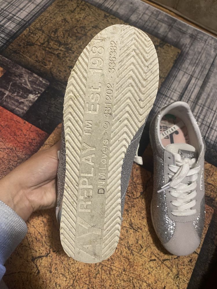 Adidasi Replay 37