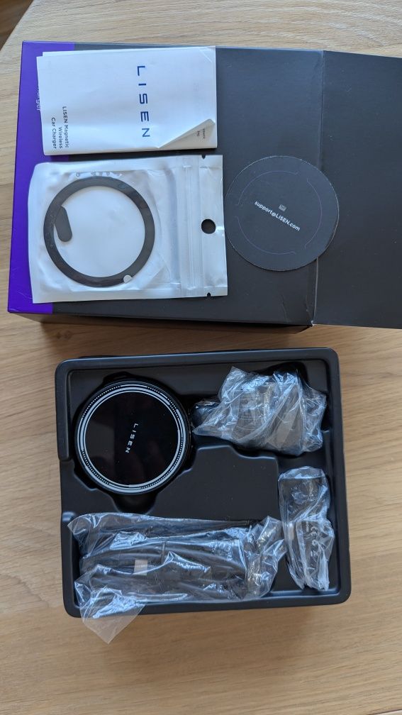 Зарядно за кола безжично 15W магнитно MagSafe
