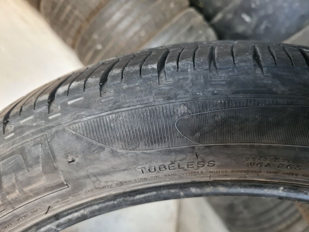 2 бр. всесезонни гуми 245/45/20 Michelin MXV4 7 mm DOT1214