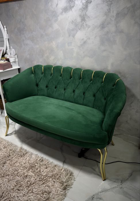 Vand canapea verde smarald, noua !