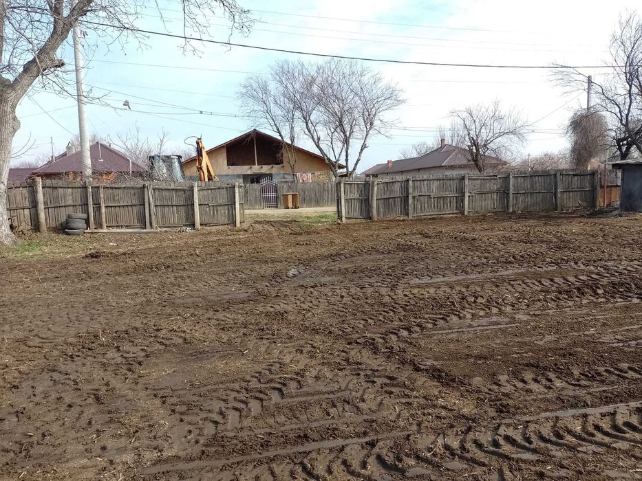 Teren de vanzare 686 m2
