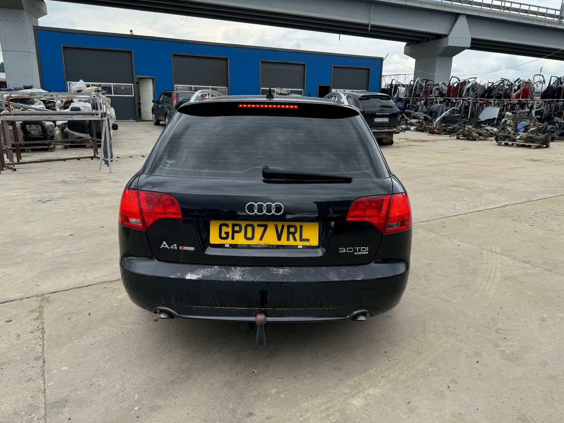 Dezmembrez / Dezmembrari / Piese Audi A4 B7 S-Line 3.0TDI ASB