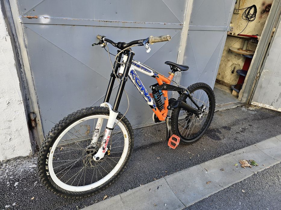 Kona Stab Primo downhill / freeride bicicletă