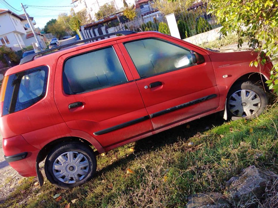 Продавам Сузуки Игнис