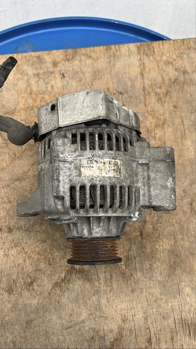 Генератор 3Y 4Y Генератор Тойота таун Айс Краун лайт Айс мастер айс