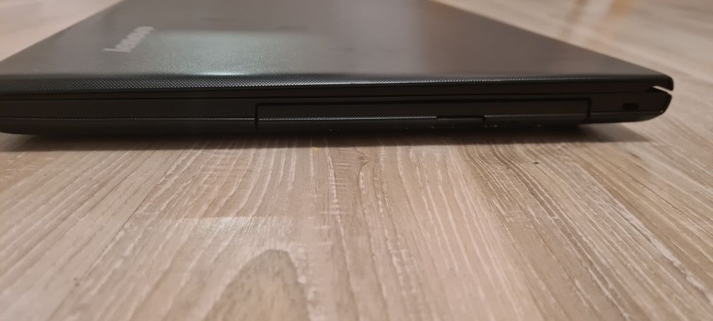 Lenovo ideapad 100 intelcore i3