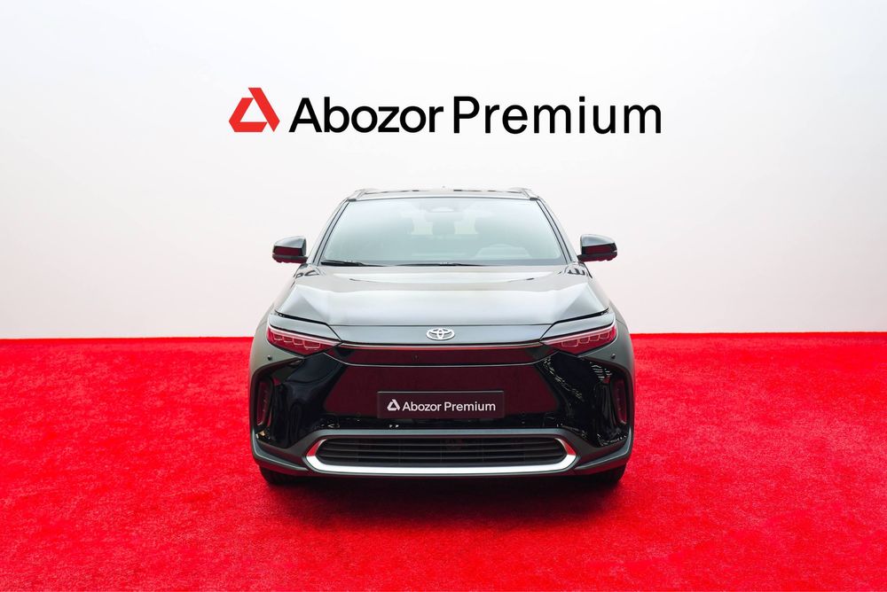 Toyota BZ4X ( Made in Japan )