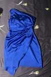 Rochie elegantă din satin albastru regal