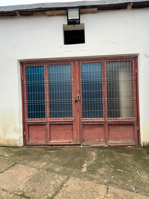 Porti metalice pentru garaj