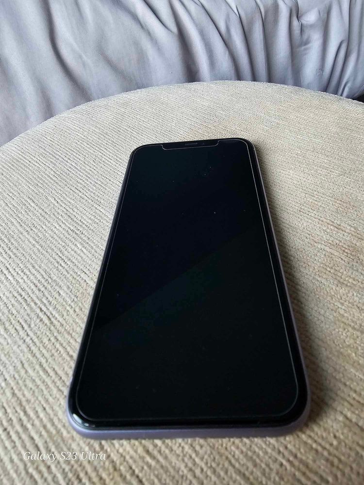 Iphone 11 64 GB purple 82%