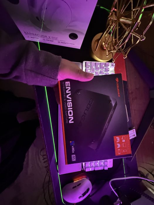 Kompyuter sotiladi streamerlar uchun eng qulay narxda full komplekt