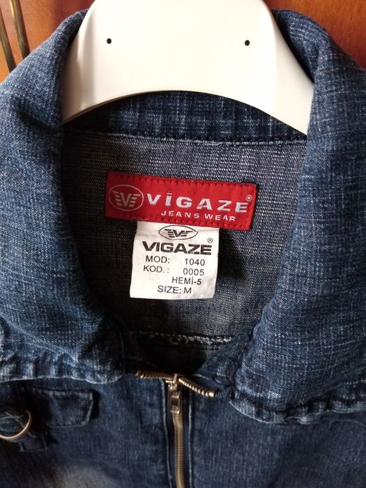 Тъмно синьо дънково яке