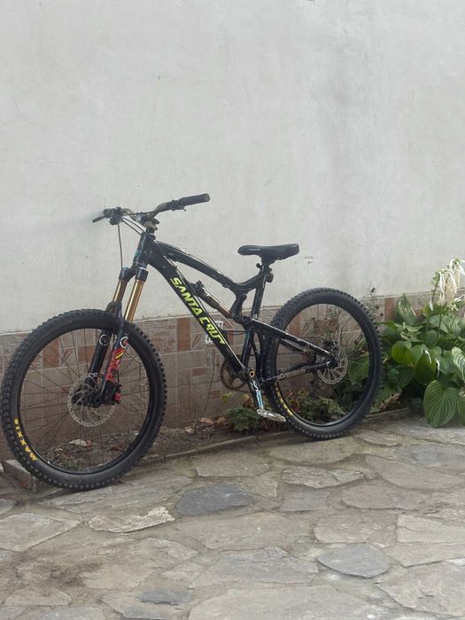 Продавам планински велосипед Santa Cruz