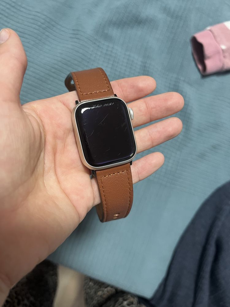 Apple Watch 7 41 mm Starlight