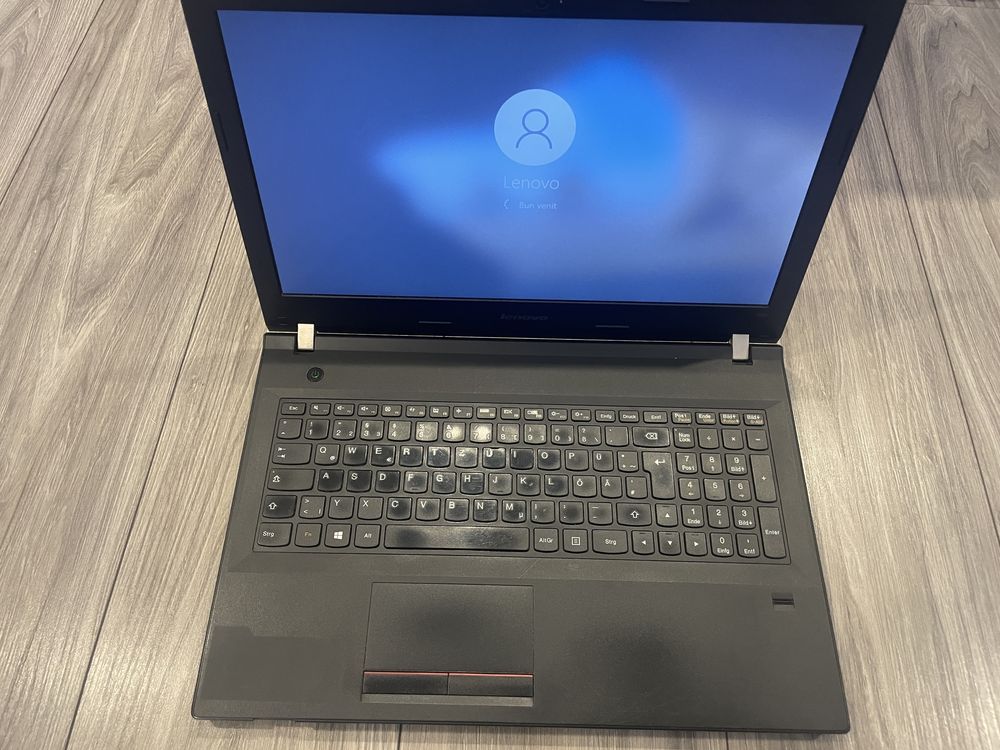 Laptop Lenovo E51
