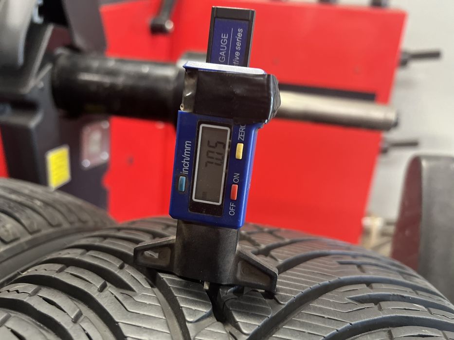 Зимни гуми 235/55 R17 Kleber