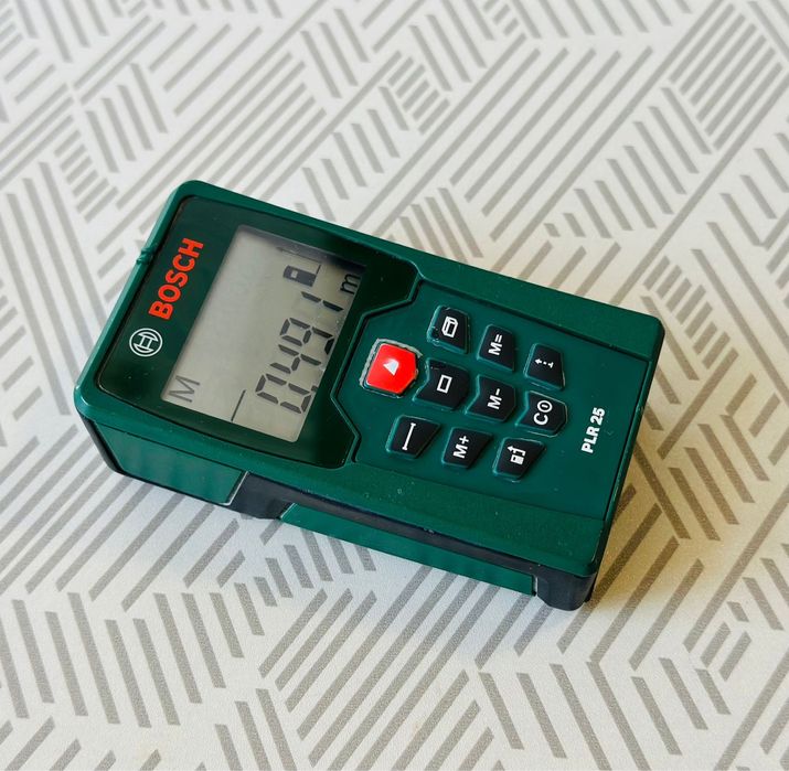 Telemetru Bosch PLR 25