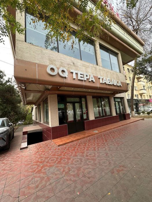 Спорт Товар отдельно стоящее здание первая линия 360кв.м 3этажей