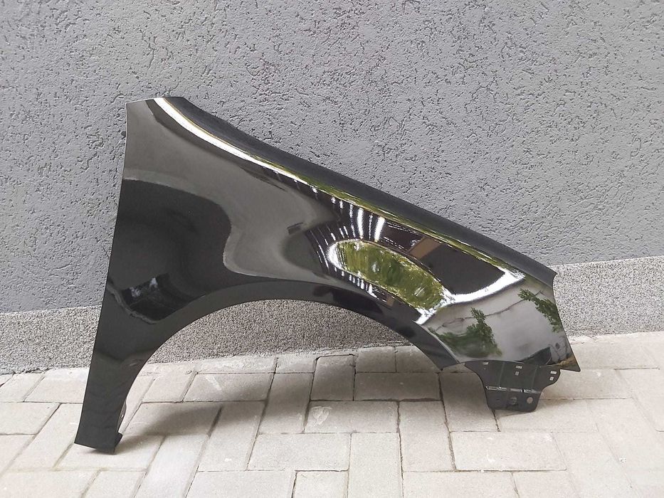 Aripa Fata Dreapta Golf 5/V 2004-2008 HatchBack Vopsita Negru