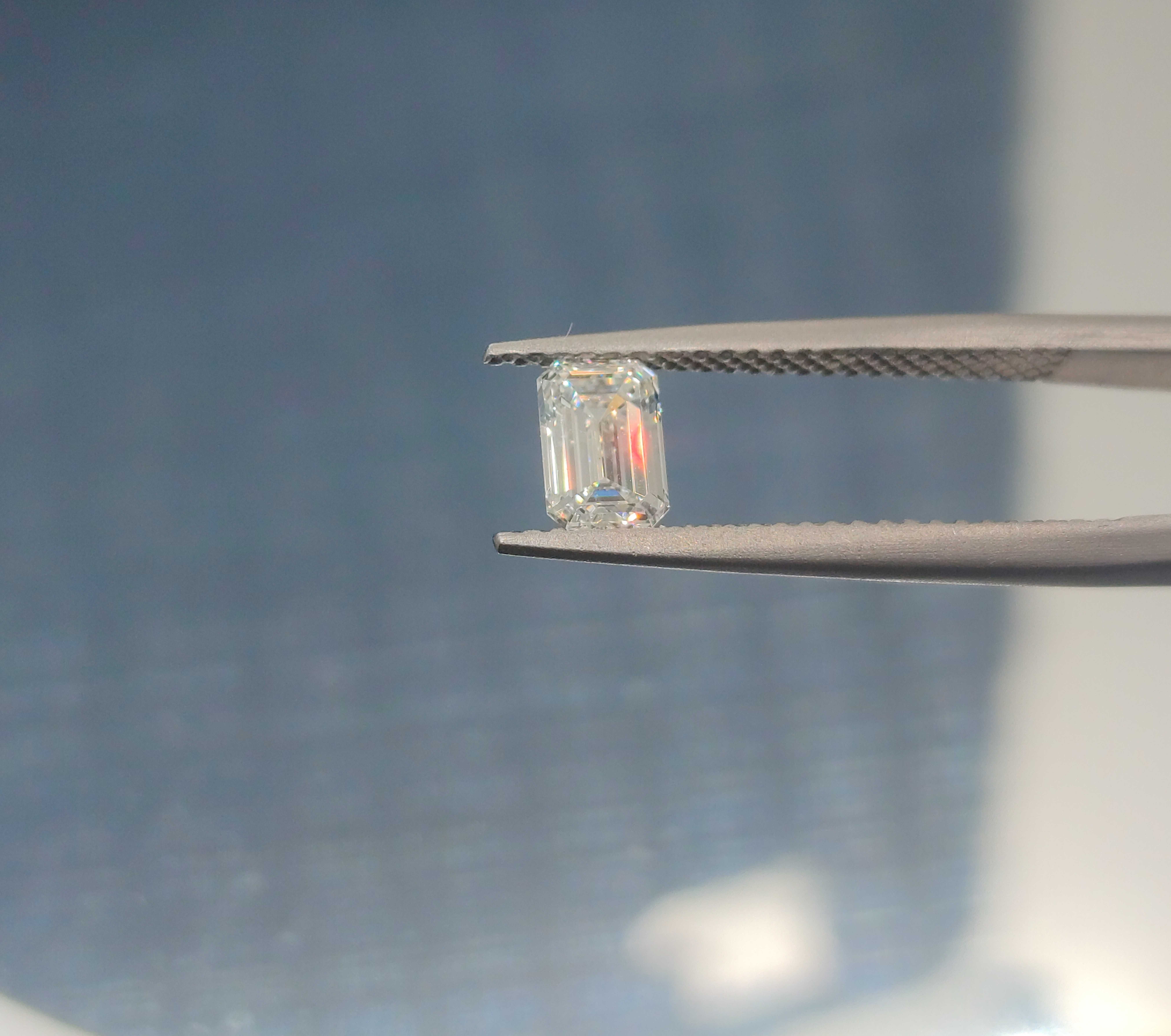 Диамант 0.62 ct Emerald Cut G VS2 – GIA сертифициран