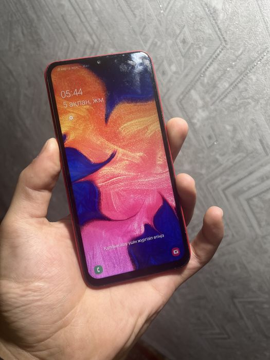 Продам Телефон Самсунг А10