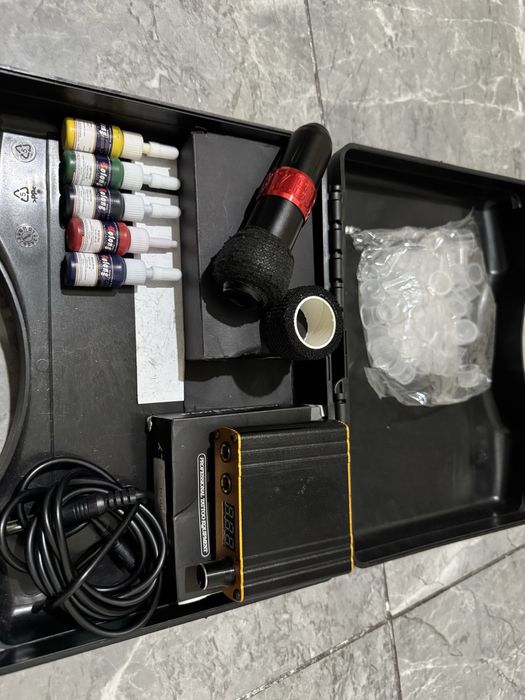 vand masina de tatuat